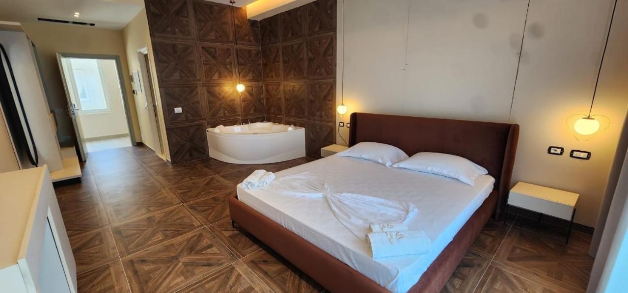 Hotel Miami Beach Голем Екстериор снимка